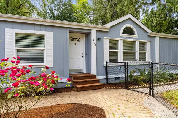 8502 208th Avenue Ct E, Bonney Lake, WA 98391