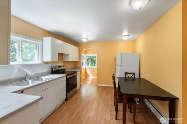 7119 Pacific HWY E, Milton, WA 98354