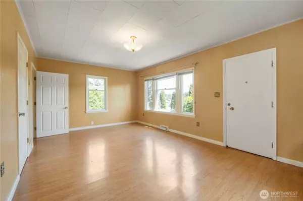 7115 Pacific HWY E, Milton, WA 98354