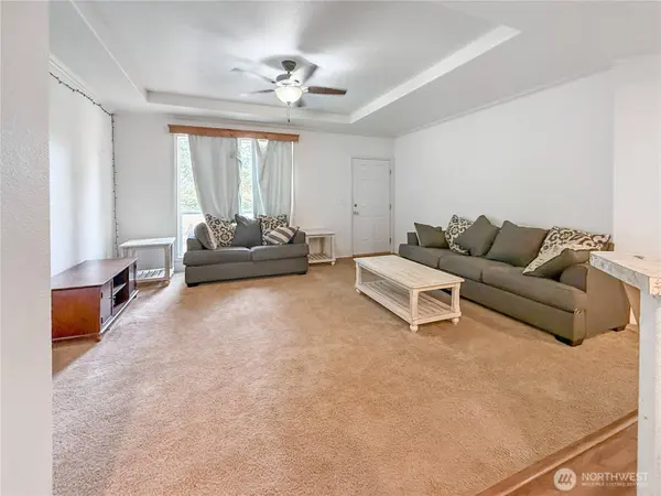 220 Tara LN, Castle Rock, WA 98611