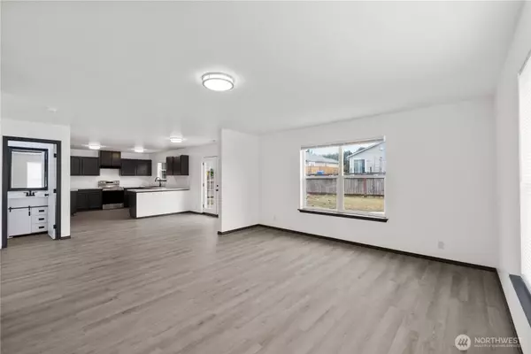 116 Mazza ST NE, Orting, WA 98360