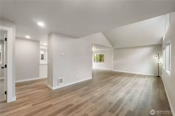 1113 132nd Street Ct E, Tacoma, WA 98445