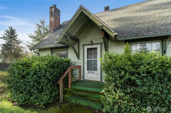 10216 Ainsworth AVE S, Tacoma, WA 98444