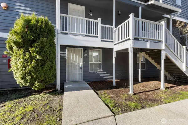 3939 10th ST SE #D6, Puyallup, WA 98374