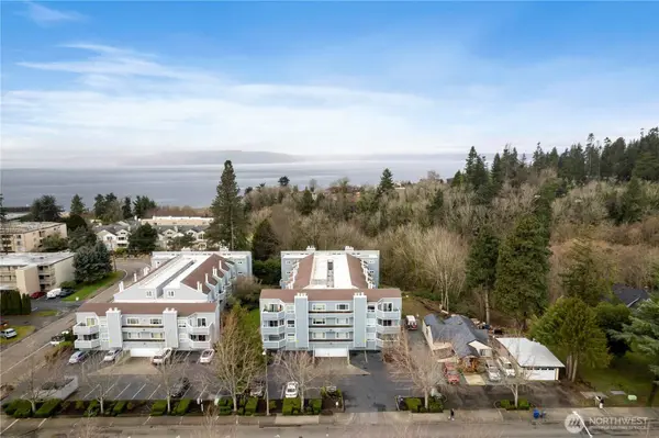 21925 7th AVE S #101, Des Moines, WA 98198