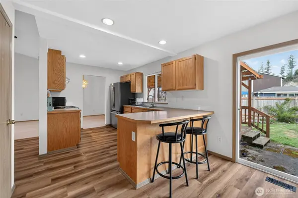 1323 202nd ST E, Spanaway, WA 98387