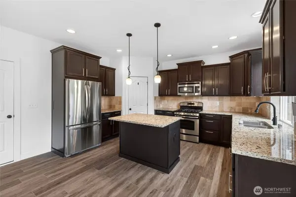 18209 5th Avenue Ct E, Spanaway, WA 98387