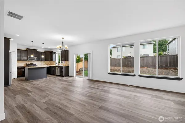 18209 5th Avenue Ct E, Spanaway, WA 98387