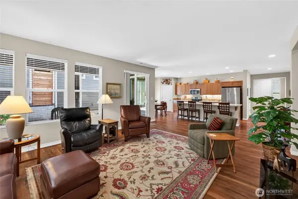 8551 Vashon DR NE, Lacey, WA 98516