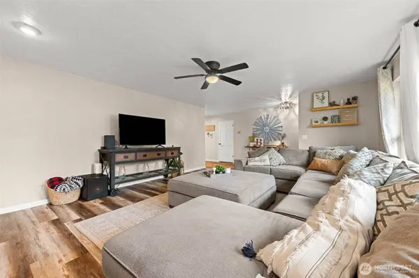624 W Cedar AVE, Montesano, WA 98563