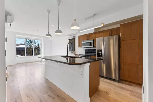 2307 14 ST SW #105, Calgary, AB T2T 3T5