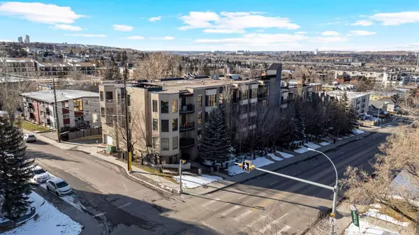 2307 14 ST SW #105, Calgary, AB T2T 3T5