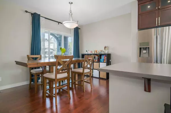 60 Legacy CRES SE, Calgary, AB T2X 0W5