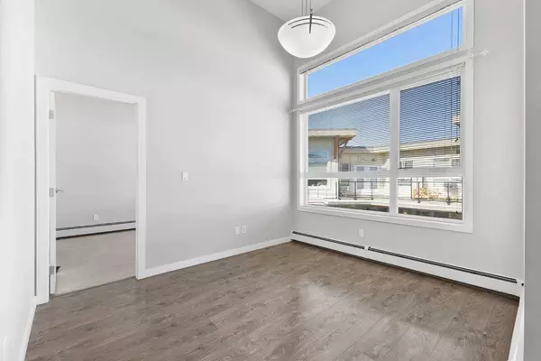 721 4 ST NE #431, Calgary, AB T2E 3S7