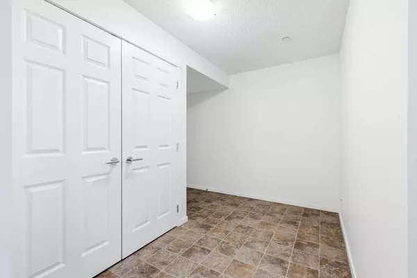 279 Copperpond Common SE #4207, Calgary, AB T2Z 1J5