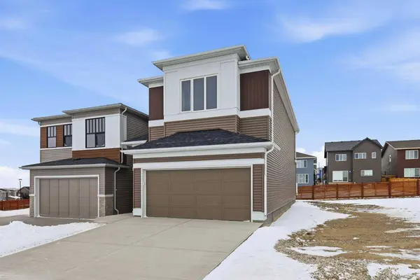 72 Calhoun Rise NE, Calgary, AB T3P 2P5