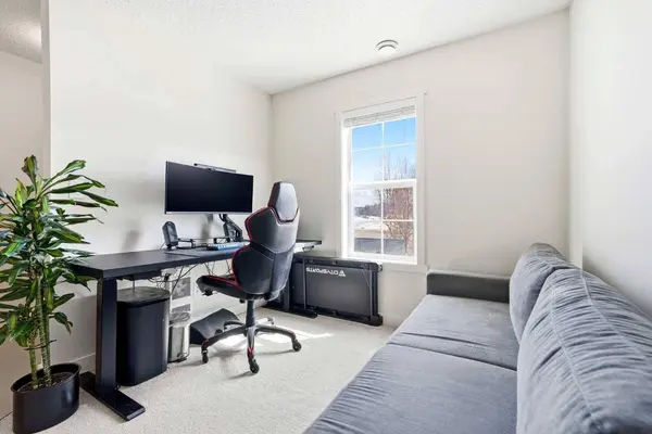 14 Nolan Hill Gate NW, Calgary, AB T3R 0T9