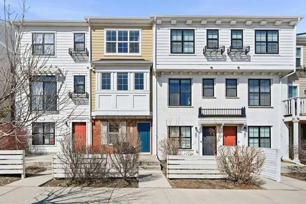 14 Nolan Hill Gate NW, Calgary, AB T3R 0T9