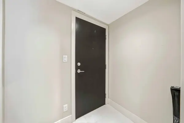 1111 10 ST SW #1602, Calgary, AB T2R 1E3