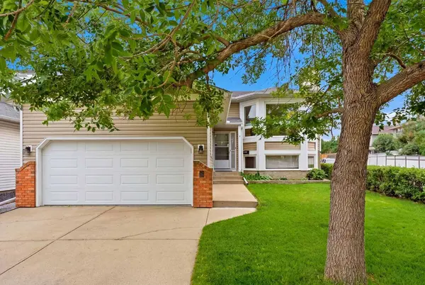 5 Sandpiper Gate NW