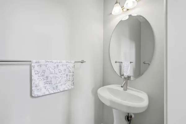 141 Evanspark GDNS NW, Calgary, AB T3P 0G7