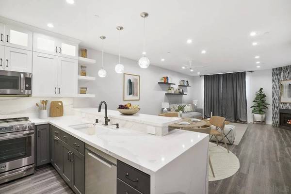 2445 Brant St #613, San Diego, CA 92101