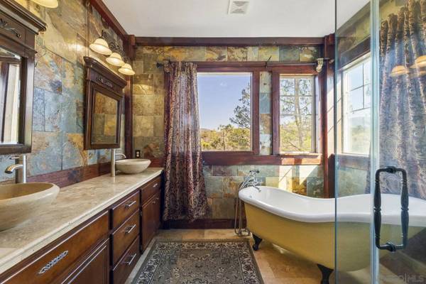 33228 Romance Pl, Temecula, CA 92592