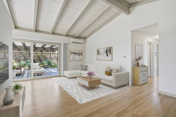 6818 Carthage St, San Diego, CA 92120