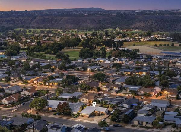 6818 Carthage St, San Diego, CA 92120