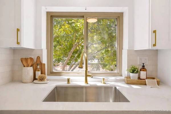 10668 Dabney Dr #122, San Diego, CA 92126