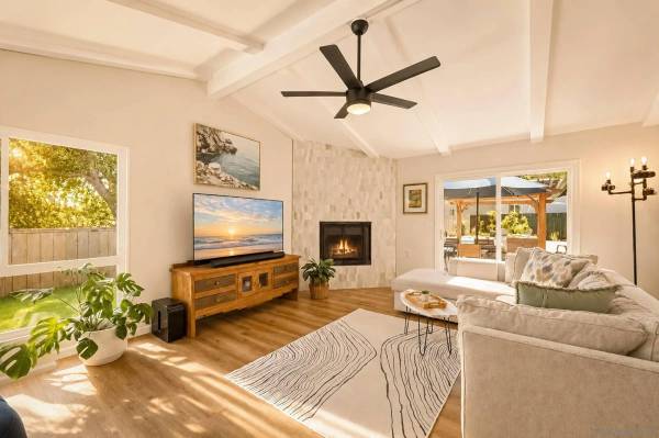 5444 Princess View, San Diego, CA 92120