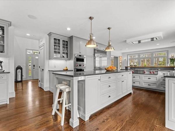 12 Penobscot Road, Natick, MA 01760