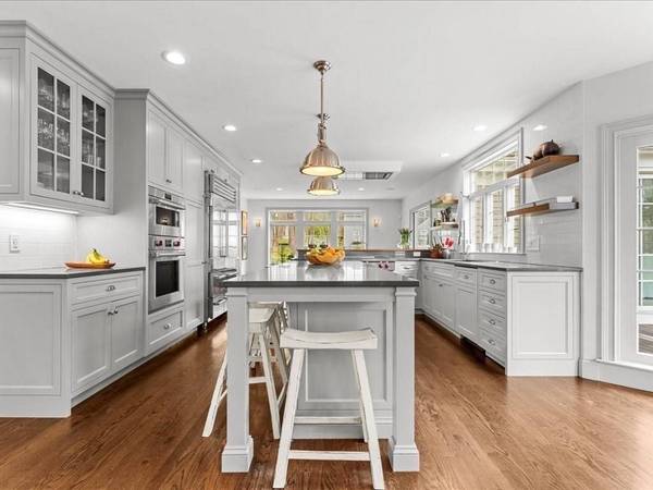 12 Penobscot Road, Natick, MA 01760