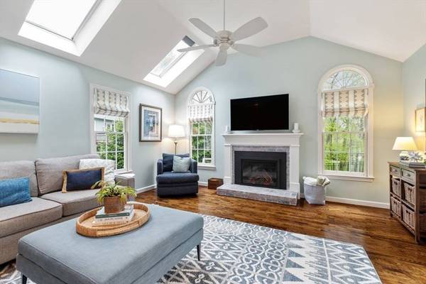 6 Penobscot Road, Natick, MA 01760