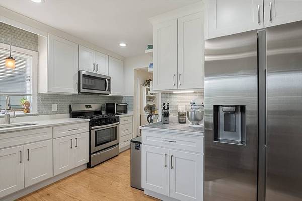 18 Landing Dr. #18, Methuen, MA 01844