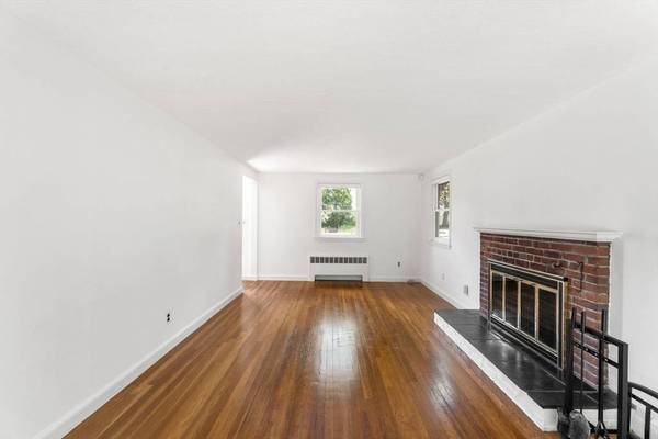 72 Avon Circle, Needham, MA 02494