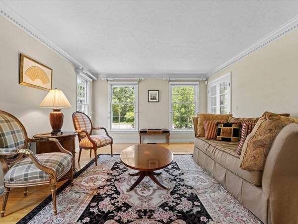 43 Stearns Road, Marlborough, MA 01752