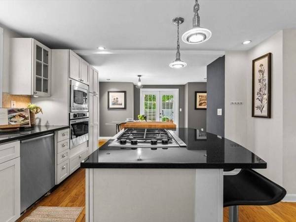 39 Evergreen Road, Natick, MA 01760