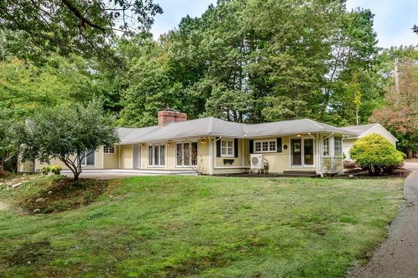6 Brook Street, Sherborn, MA 01770