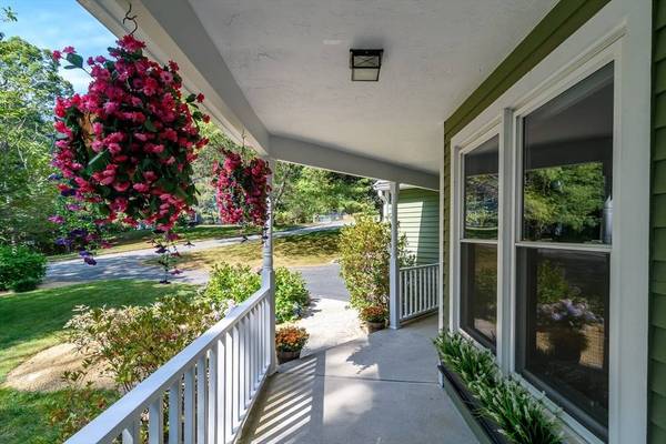 55 Sudbury Rd, Ashland, MA 01721