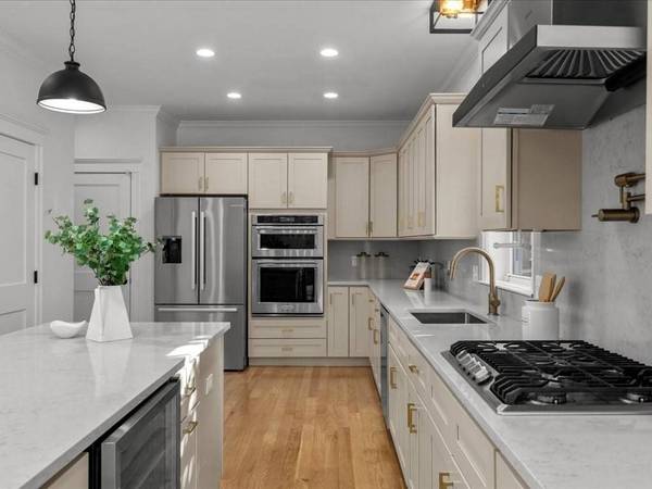 46 Lenglen Road #A, Newton, MA 02458