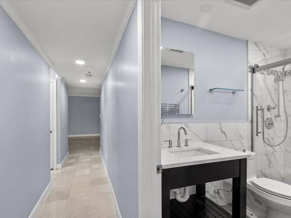 232 Canton St #104, Randolph, MA 02368