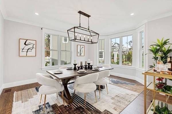 48 Graystone Lane, Natick, MA 01760