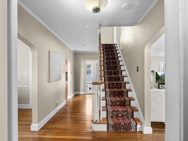 55 Bellingham Rd, Brookline, MA 02467