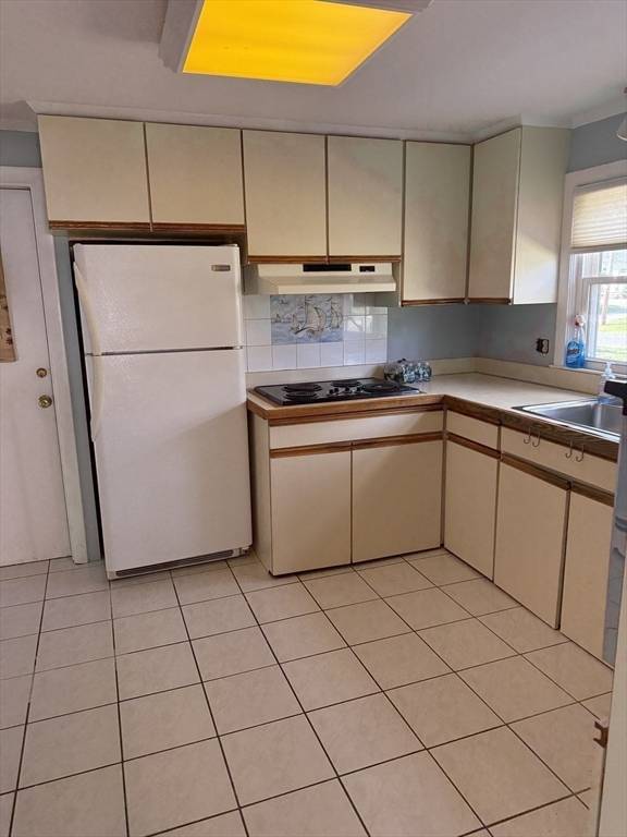92 Adams Street, Medfield, MA 02052