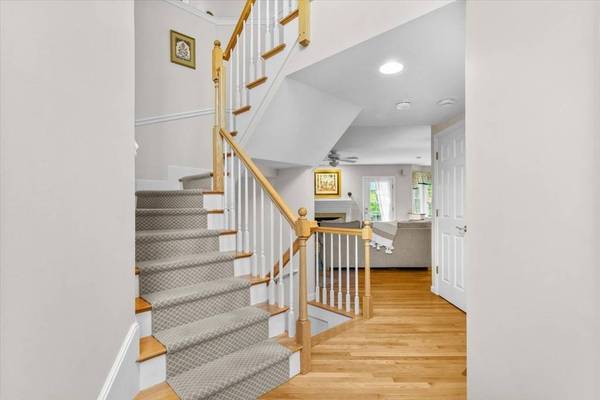 7 Whitney Circle, Natick, MA 01760