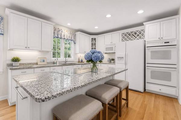 7 Whitney Circle, Natick, MA 01760