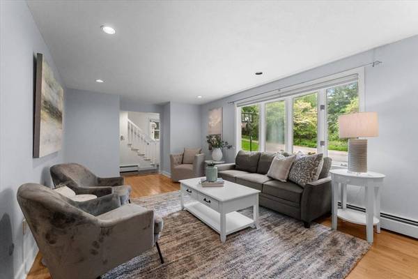 41-A Hunnewell Street, Wellesley, MA 02481