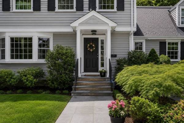 22 Tanglewood Road, Wellesley, MA 02481