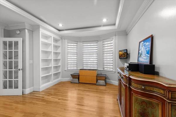 1275 Central Avenue, Needham, MA 02492